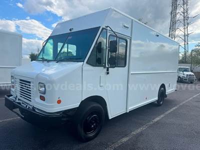 2020 FORD F59 GAS STEPVAN, PARCEL DELIVERY VAN