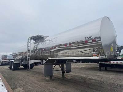 2020 POLAR MILK TANKER