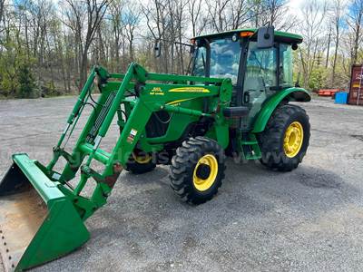 John Deere 5083E Loader Tractor