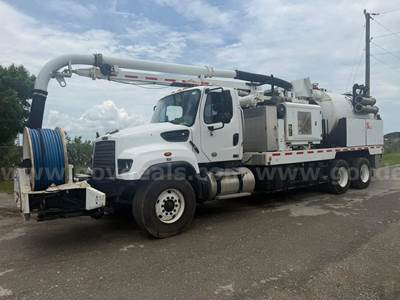 2014 Freightliner Vac Con vacuum truck