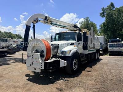 2007 International 7400 SFA 6x4 T/A Vacuum Truck