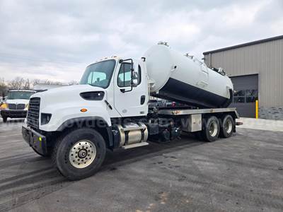 2016 freightliner dumping vac truck