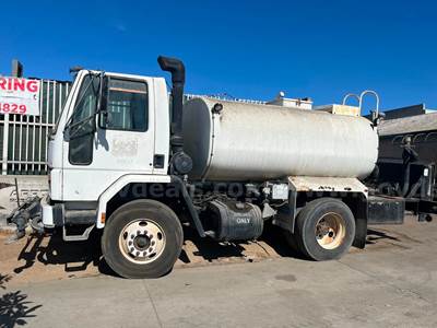 1997 Ford 2000 Gallon Water Truck