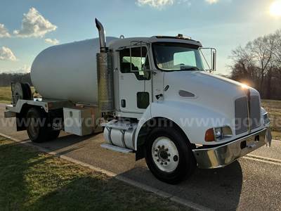 2007 Kenworth T300