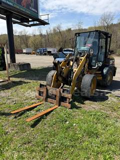 2011 Cat 908H Wheel Loader