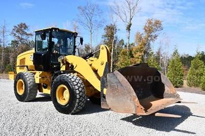 2022 Caterpillar 926M Wheel Loader