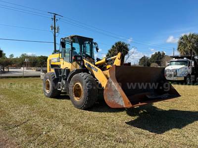 2018 Komatsu WA270-8 4WD Articulated Wheel Loader