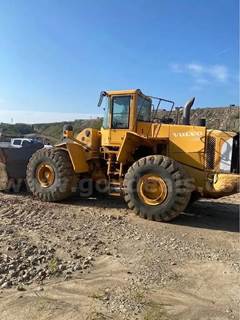 2002 VOLVO L220E Wheel Loader