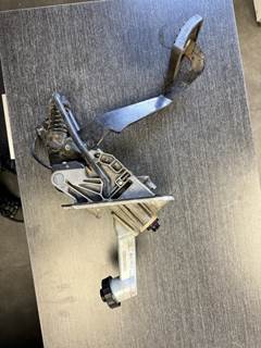 2015 Freightliner Cascadia Clutch Pedal