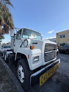 1995 Ford L9000 Cab Assembly 