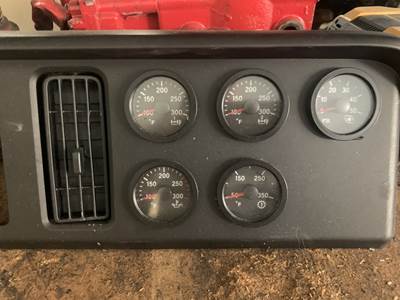 2010 Freightliner Thomas Bus Dash Panel GAUGES