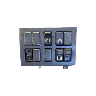Volvo VNL Dash Switch Panel