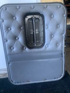 Kenworth W900 Door Vent Window