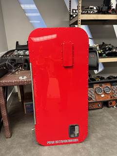 2016 Peterbilt 579 Rear Door Assembly COMPARTMENT