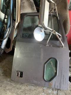 Freightliner, volvo, sterling, westarn star, peterbilt  Doors
