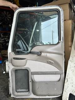 2005 Mack Vision Door