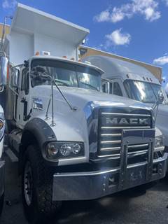 2007 Mack Granite Dump Truck