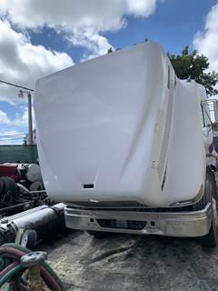 1999 International 9400 Hood