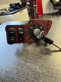 2001 Kenworth T2000 Ignition Switch