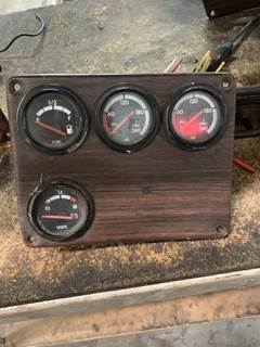 1995 Freightliner FL120 Instrument Panel Cluster