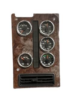 International 9406 Instrument Panel Cluster