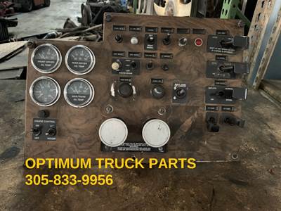Kenworth T600 / T800 Instrument Panel Cluster