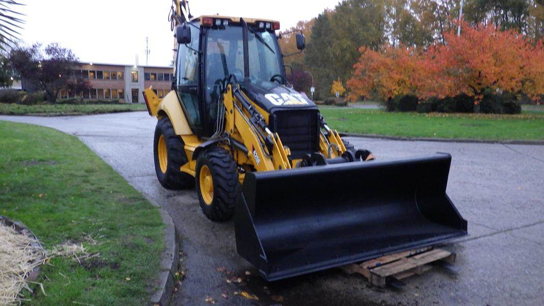 2011 Caterpillar 420E IT Backhoe Loader 4x4 With Rear Stabilizers