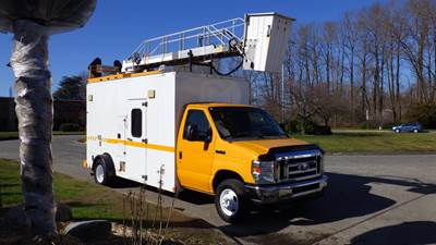 Ford Econoline E-450 Cube Van With Bucket