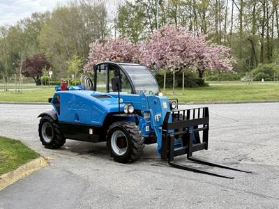 Genie GTH-5519 Compact 4x4 Diesel Telehandler with Enclosed Cab