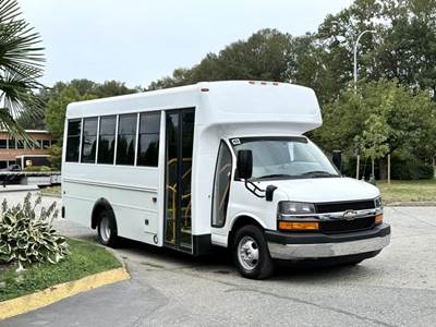 Chevrolet Express 4500 Diesel 13-Passenger Bus with Wheelchair Lift