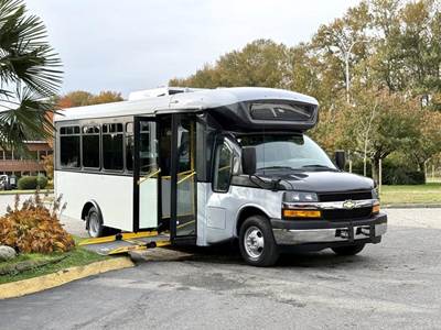 Chevrolet Express 4500 22-Passenger Bus with Wheelchair Ramp