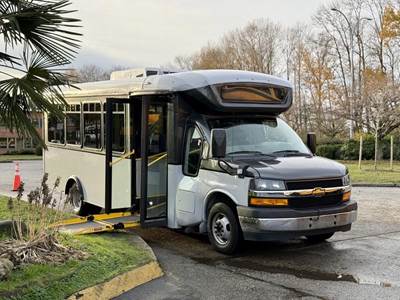 Chevrolet Express 4500 22-Passenger Bus with Wheelchair Ramp