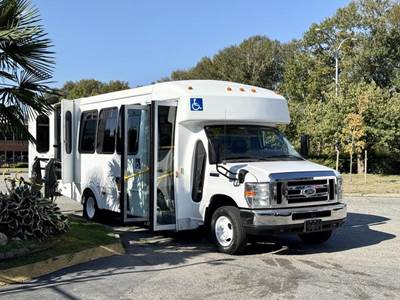 Ford Econoline E450 Super Duty 13-Passenger Wheelchair Accessible Bus with Lift