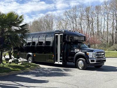 Ford F-550 25-Passenger Powerstroke Diesel Bus