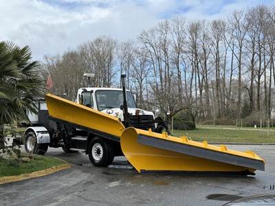 Freightliner 108SD Viking 11-Foot Cummins Manual Snow Plow Truck
