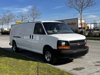 Chevrolet Express 2500 Cargo Van Extended with Rear Shelving