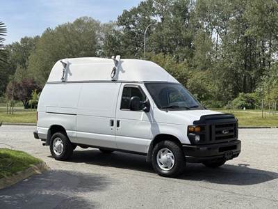 Ford Econoline E-350 Super Duty High Roof Cargo Van with Ladder Rack