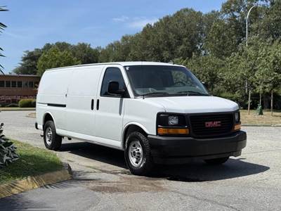GMC Savana 2500 Extended Cargo Van with Shelving & Bulkhead Divider