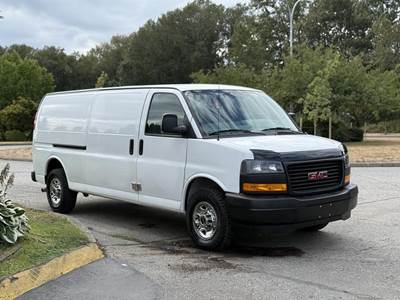GMC Savana G2500 Extended Cargo with Shelving