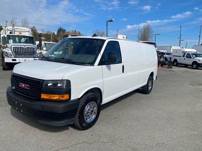 GMC Savana G3500 Cargo Van Extended