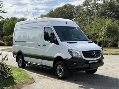 Mercedes-Benz Sprinter 2500 4x4 Cargo Van with Rear Shelving