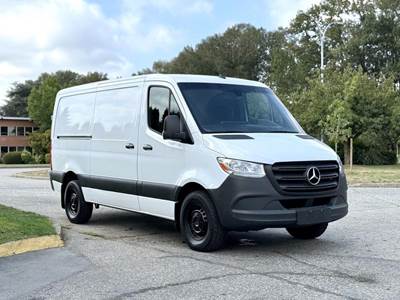 Mercedes-Benz Sprinter 2500 Low Roof Diesel Cargo Van