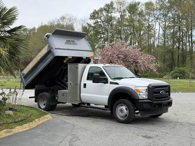 Ford F-450 Super Duty Regular Cab DRW Dump Truck