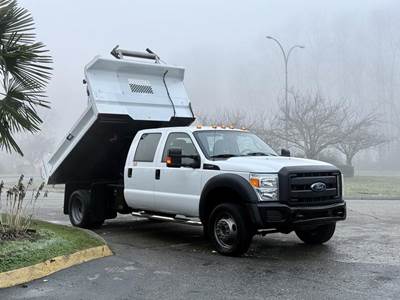 Ford F-550 XL Super Duty 4x4 9-Foot Dump Truck