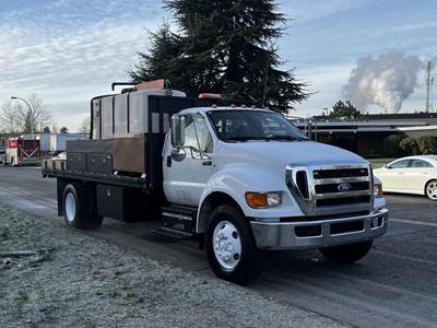Ford F-750 Flat Deck 3 Seater Diesel With Air Brakes and De-icing