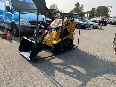 AGT INDUSTRIAL MX-MZT14 RUBBER TRACK RIDE ON MINI SKID STEER (New)