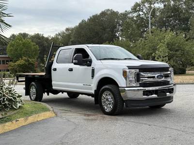 Ford F-350 SD XLT SuperCrew 8-Foot Flat Deck Diesel 4WD