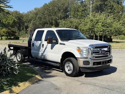 Ford F-350 SD Crew Cab 9 Foot Flat Deck 4WD