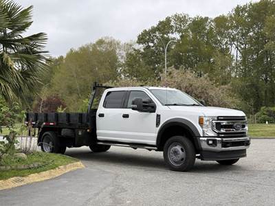 Ford F-550 XLT 4x4 Crew Cab 12-Foot Flatdeck
