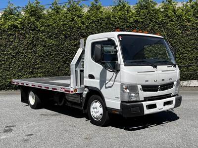 Mitsubishi Fuso FE160 14-Foot Flatdeck Diesel